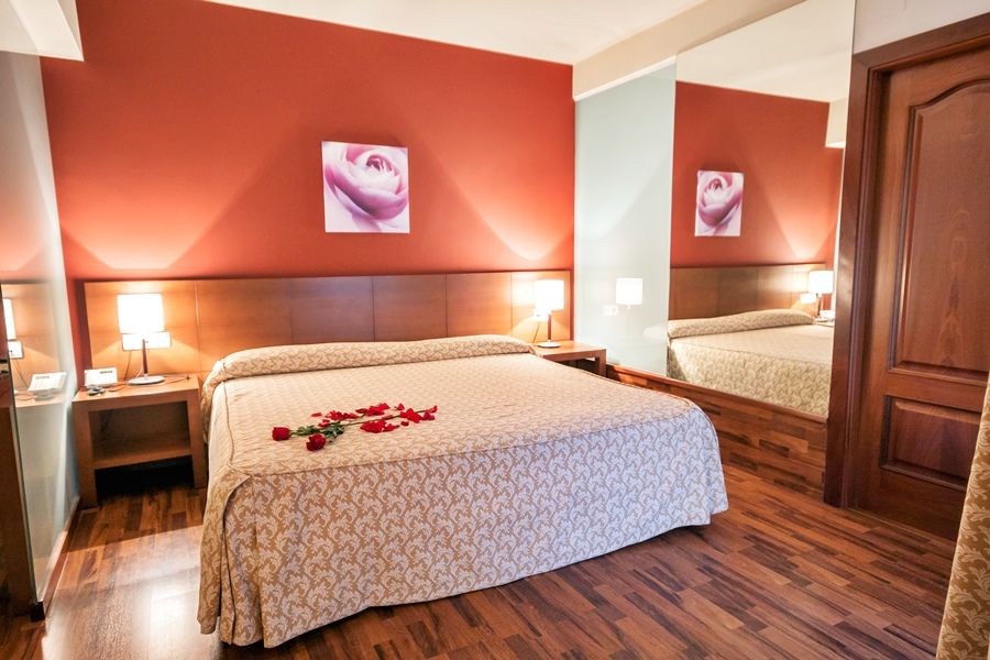 Hotel Spa Sinagoga Хервас Экстерьер фото
